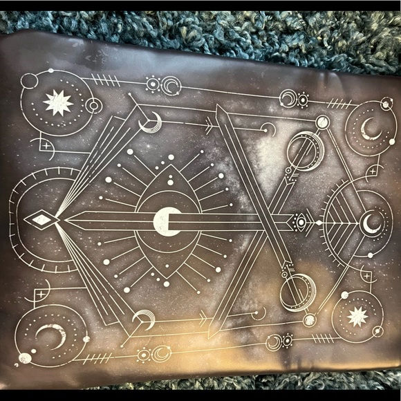 The Atlas Six Fairyloot Book Sleeve - Picture 3 of 4